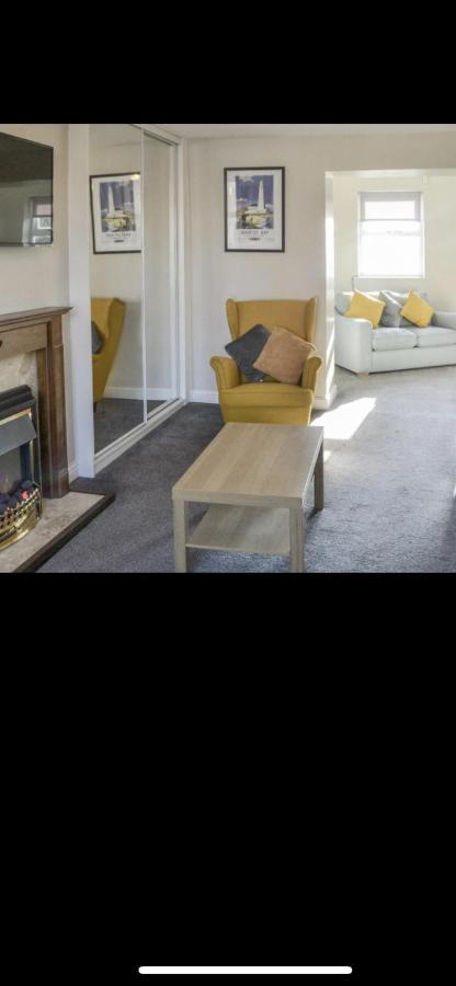 Village View Apartments تينيماوث المظهر الخارجي الصورة